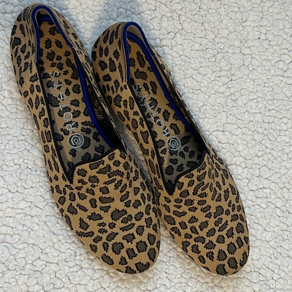 Rothy’s The Loafer Women’s Flats in leopard print - Picture 2 of 9